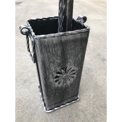 TRESPOLO QUADRO CON ACCESSORI PER CAMINO